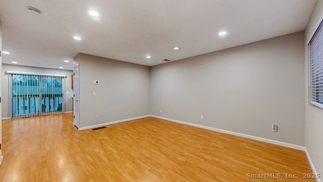 Building Photo - 80 Country Ln