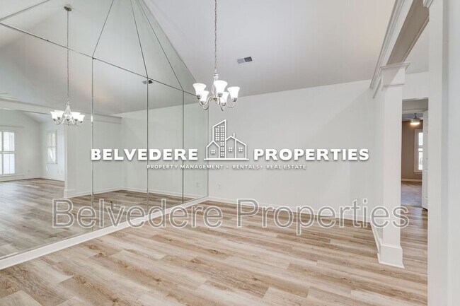 Building Photo - 19-A Park Village Ln