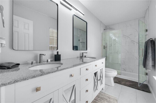 Building Photo - 7419 Pusch Ridge Loop