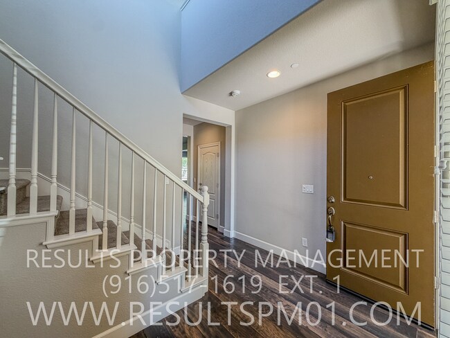 Building Photo - Beautiful Spacious El Dorado Hills Home in gated community