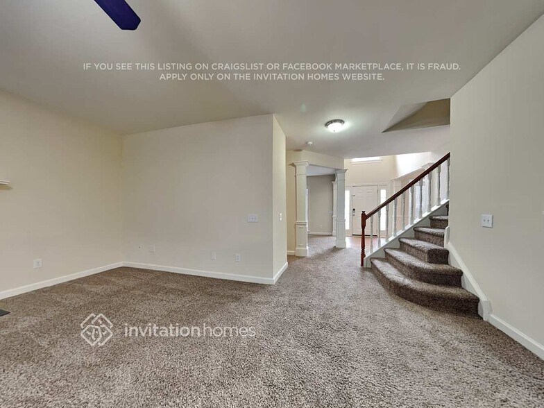 Building Photo - 8934 Lizzie Ln