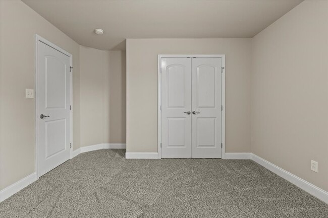 Building Photo - 127 Pembridge Ln