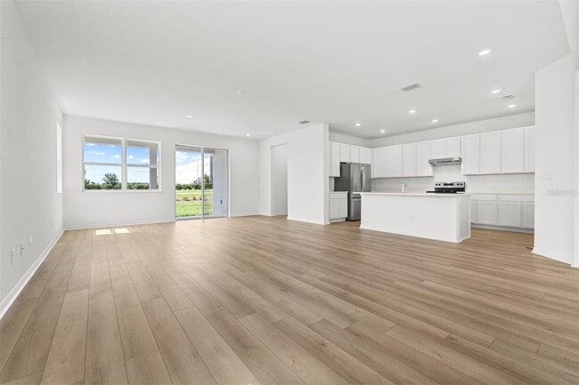 Building Photo - 29308 Kinsington Ct