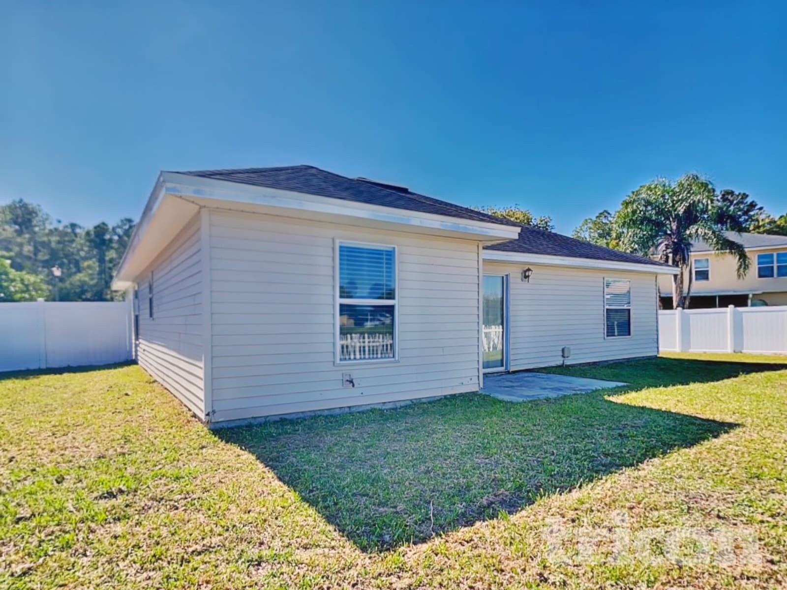 Building Photo - 1559 Guardian Dr