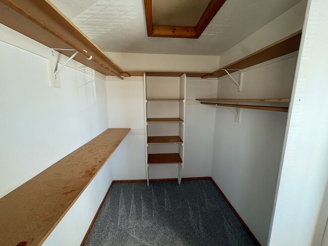 Building Photo - 6834 Whitewater Ln