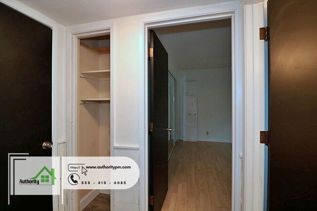 Building Photo - 1232 Hawthorne Ave