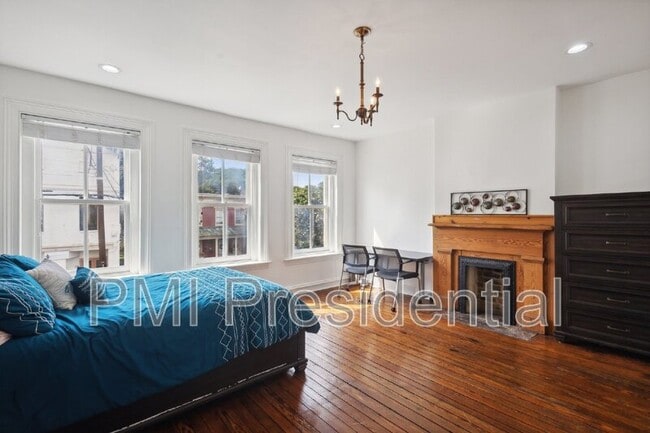 Building Photo - 507 N 1st St