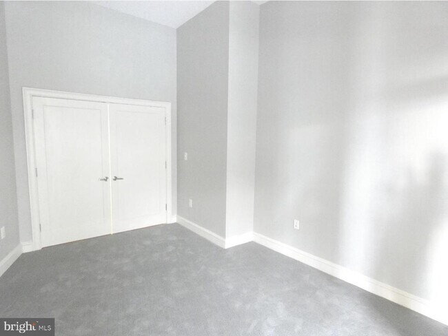 Building Photo - 201-59 N 8th St