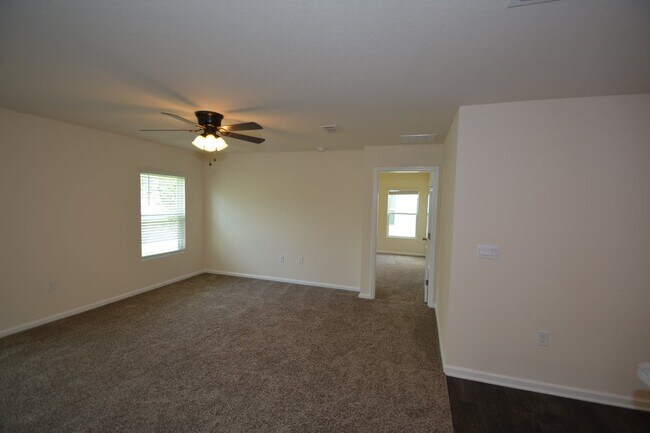 Building Photo - 664 Grand Reserve Dr