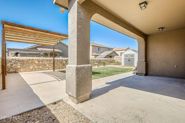 Building Photo - 14936 Ted Banks Ave