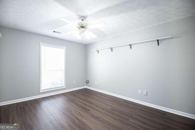 Building Photo - 907 Ashley Crossing Ln NW