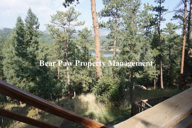 Primary Photo - "Charming Evergreen Retreat: Spacious 3-Be...