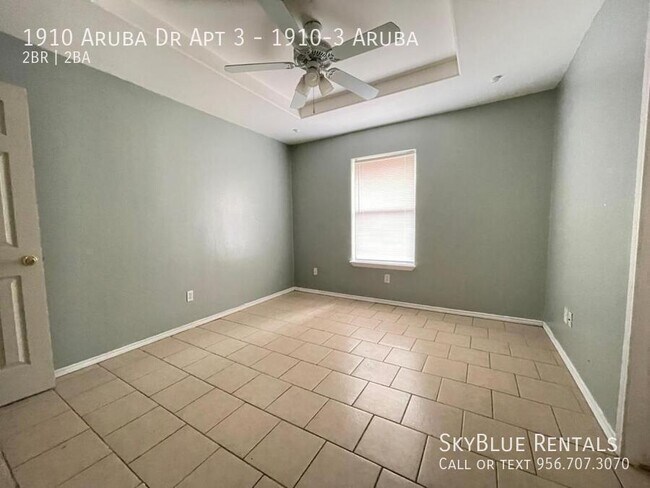 Building Photo - 1910 Aruba Dr