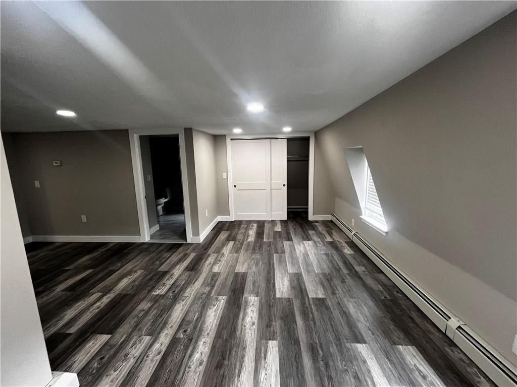 Building Photo - 45 Kenyon St