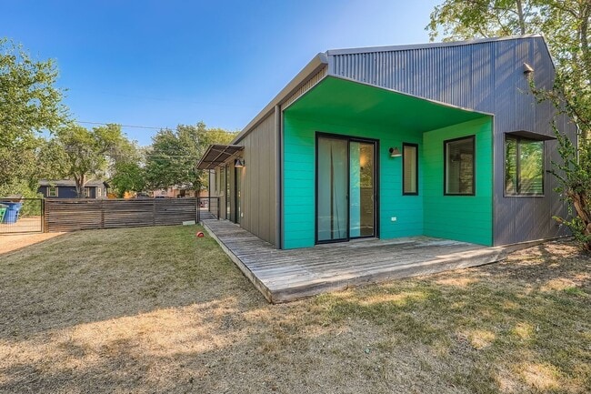 Building Photo - 6101 Club Terrace