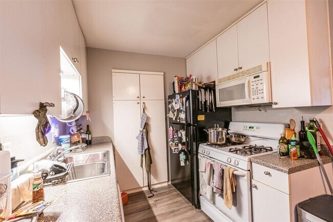 Building Photo - 2021 Wheless Ln