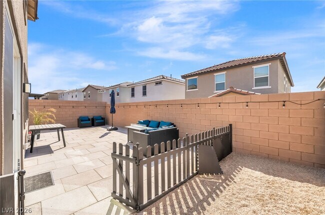 Building Photo - 670 Tranquil Bay Ct