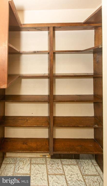 Building Photo - 20930 Valley Forge Cir