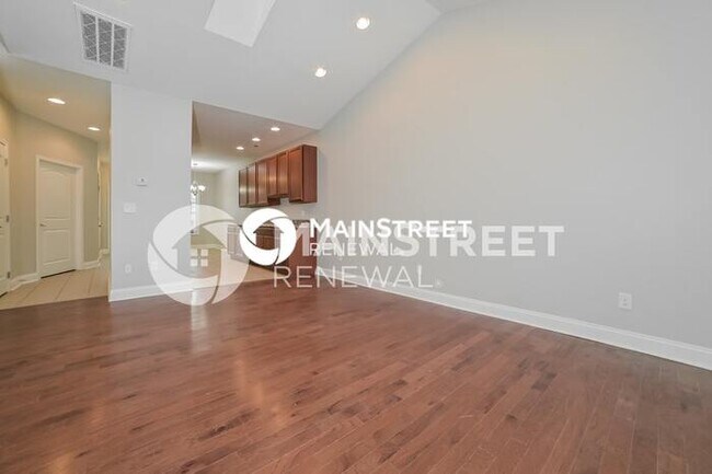 Building Photo - 3 Bedroom Pet-Friendly Home in Corryton, TN with Main Street Renewal