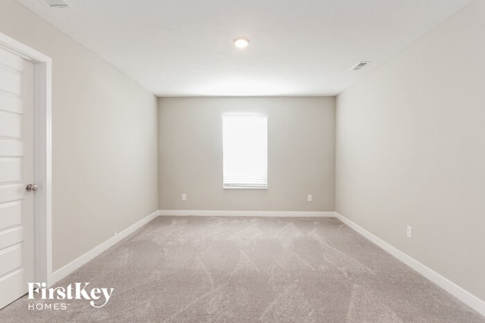 Building Photo - 2323 S Carlota Dr