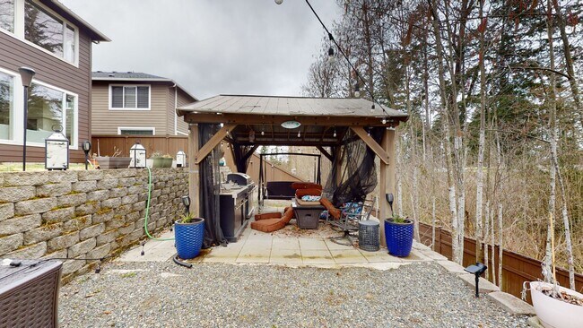 Building Photo - Auburn Lakeland Hills area/Lakeview Community- 4 bedroom 2.5 bathroom with AC - Available May 5th!