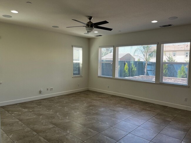 Building Photo - Executive 2828 Sqft. Rocklin 5 Bedroom, 4 ...