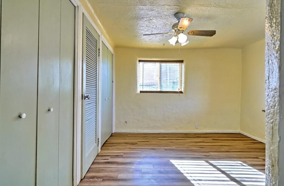 Building Photo - 1508 Edith Blvd NE