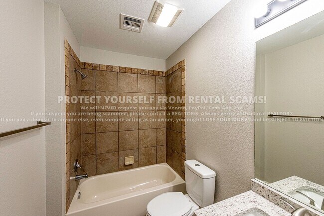 Building Photo - 758 W Breeze Cove