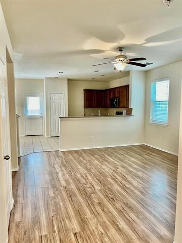 Building Photo - 9049 Sun Haven Way