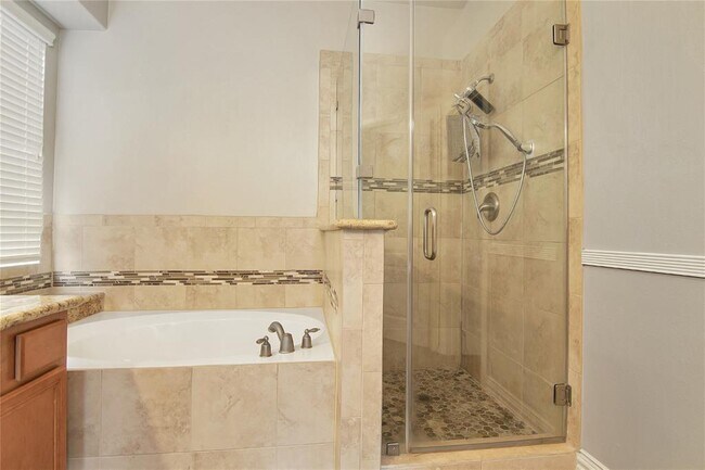Building Photo - 3014 Brahman Dr