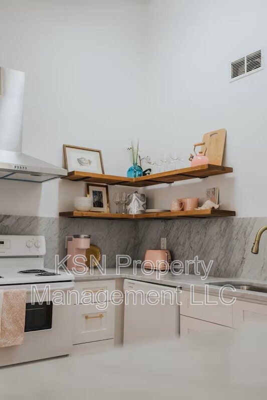 Building Photo - 7322 Grant St