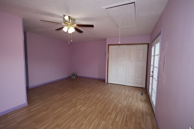 Building Photo - 438 2nd St
