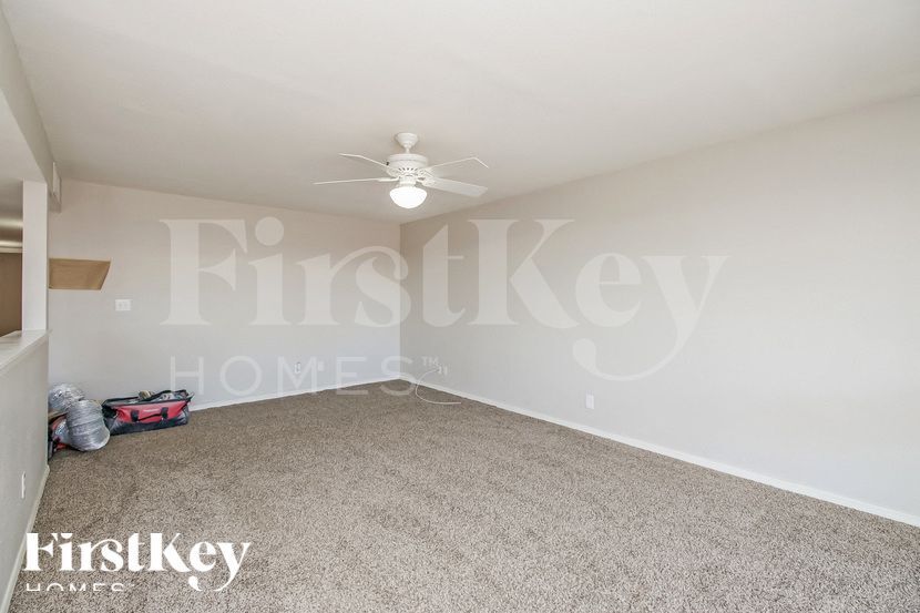 Building Photo - 2801 N 68th St