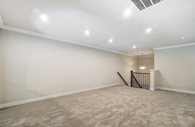 Building Photo - 5805 Barrowlands Ct