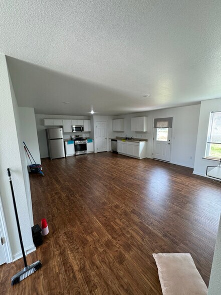 Building Photo - 839 Foley Rd