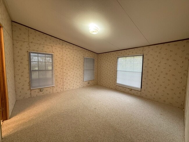 Building Photo - 3 Bedroom 2 Bathroom Home in Greene County, TN