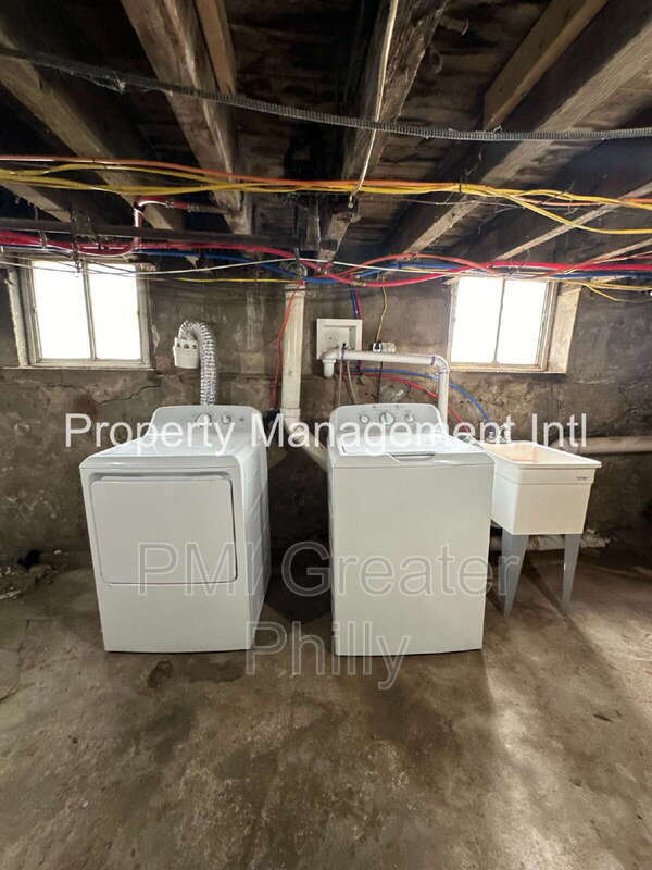 Building Photo - 1654 S Ringgold St