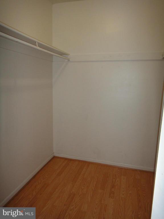 Building Photo - 1523 Northgate Square