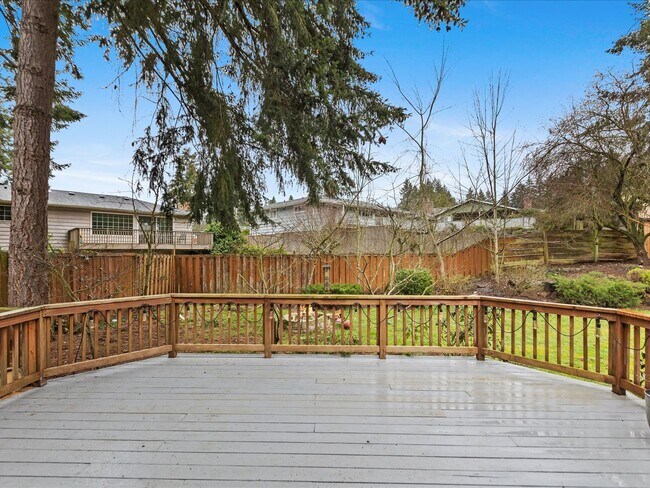 Building Photo - 24201 Firdale Ave