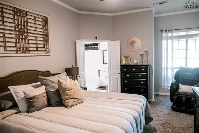 Building Photo - Charming 4BR House in Burkburnett (10 Min ...