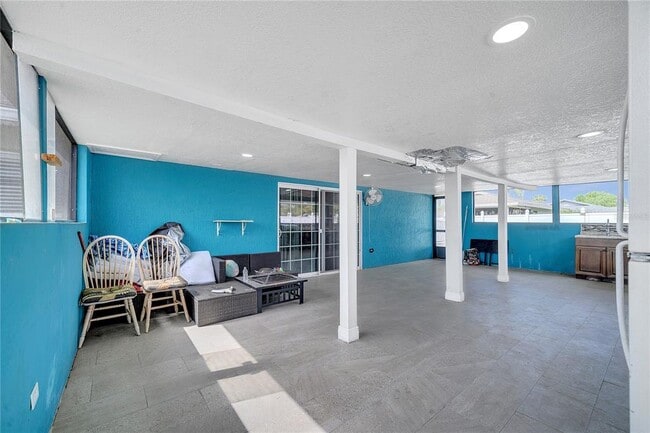 Building Photo - 639 Mesilla Dr