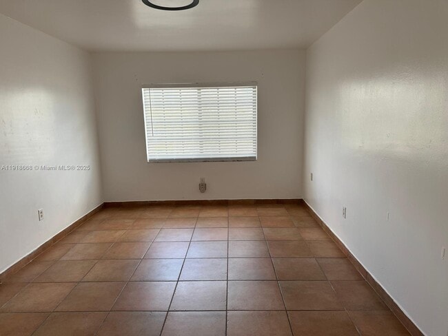 Building Photo - 5731 NW 37th St