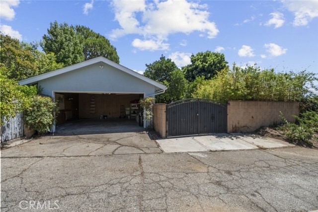Building Photo - 11337 Reseda Blvd