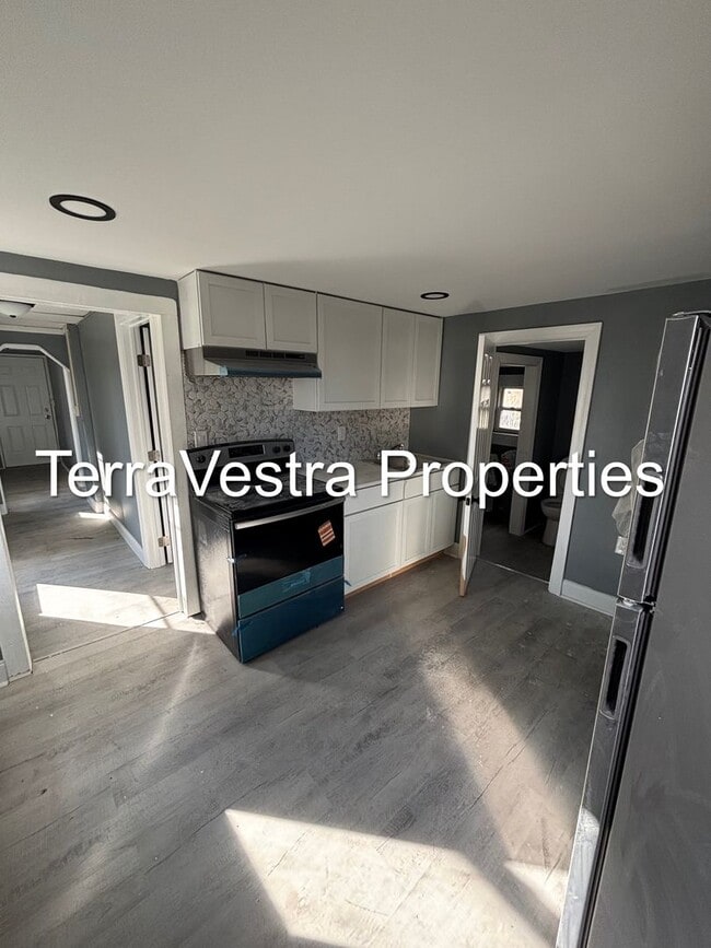 Building Photo - Single Family in Bridgeton. Eligible for $500 Security Deposit.