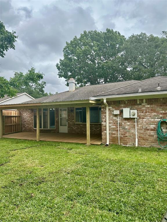 Building Photo - 12027 Meadow Hollow Dr