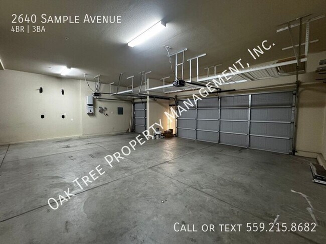 Building Photo - 2640 Sample Ave