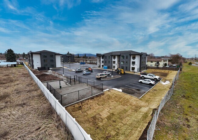 Building Photo - Flats on 4th Apartments