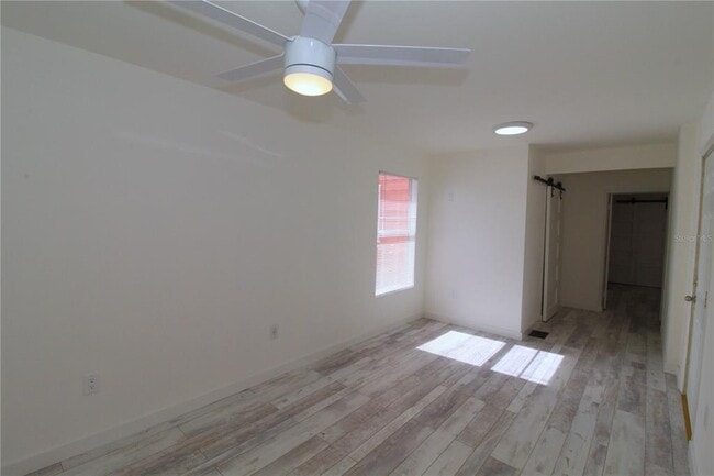 Building Photo - 5235 Calle De Costa Rica