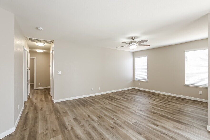 Building Photo - 1125 Purple Martin Ct