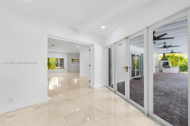 Building Photo - 7255 SW 125th St